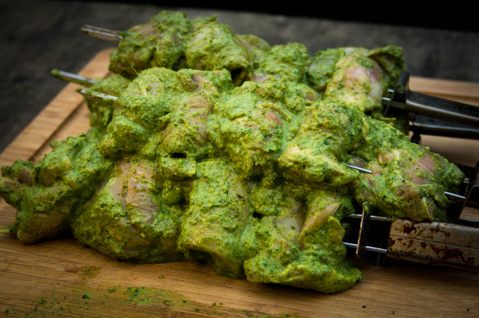 Hariyali Chicken Kabab - Hähnchen Spieße - Barbecue Rezepte Hariyali Chicken Kabab - Hähnchen Spieße - Barbecue Rezepte