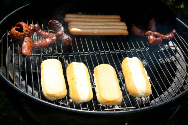 Hot Dog Buns grillen