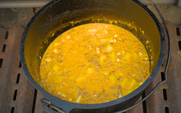 Käsesuppe aus dem Dutch Oven