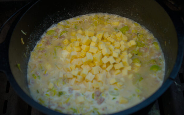 käse lauch Suppe aus dem Dutch oven