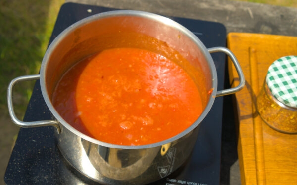 Schaschliksauce zubereiten