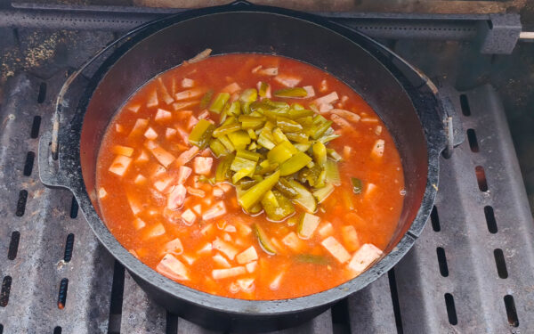 Soljanka aus dem Dutch Oven Soljanka aus dem Dutch Oven