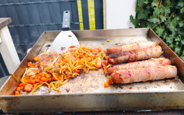 Hot Dogs von der Plancha