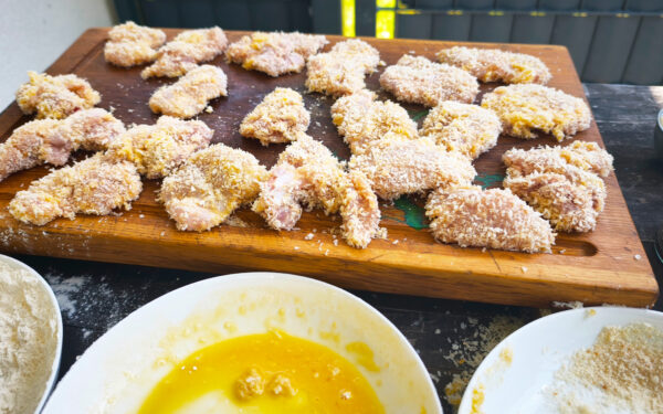 Chicken Wings nach der Panierstraße